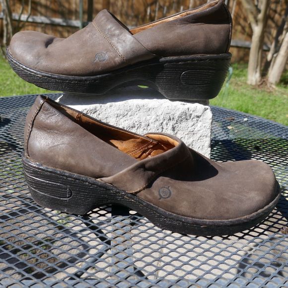 Born Shoes Toby II Slip On Clogs W61927 Brown Leather Closed Toe Womens 11 M - Picture 2 of 12